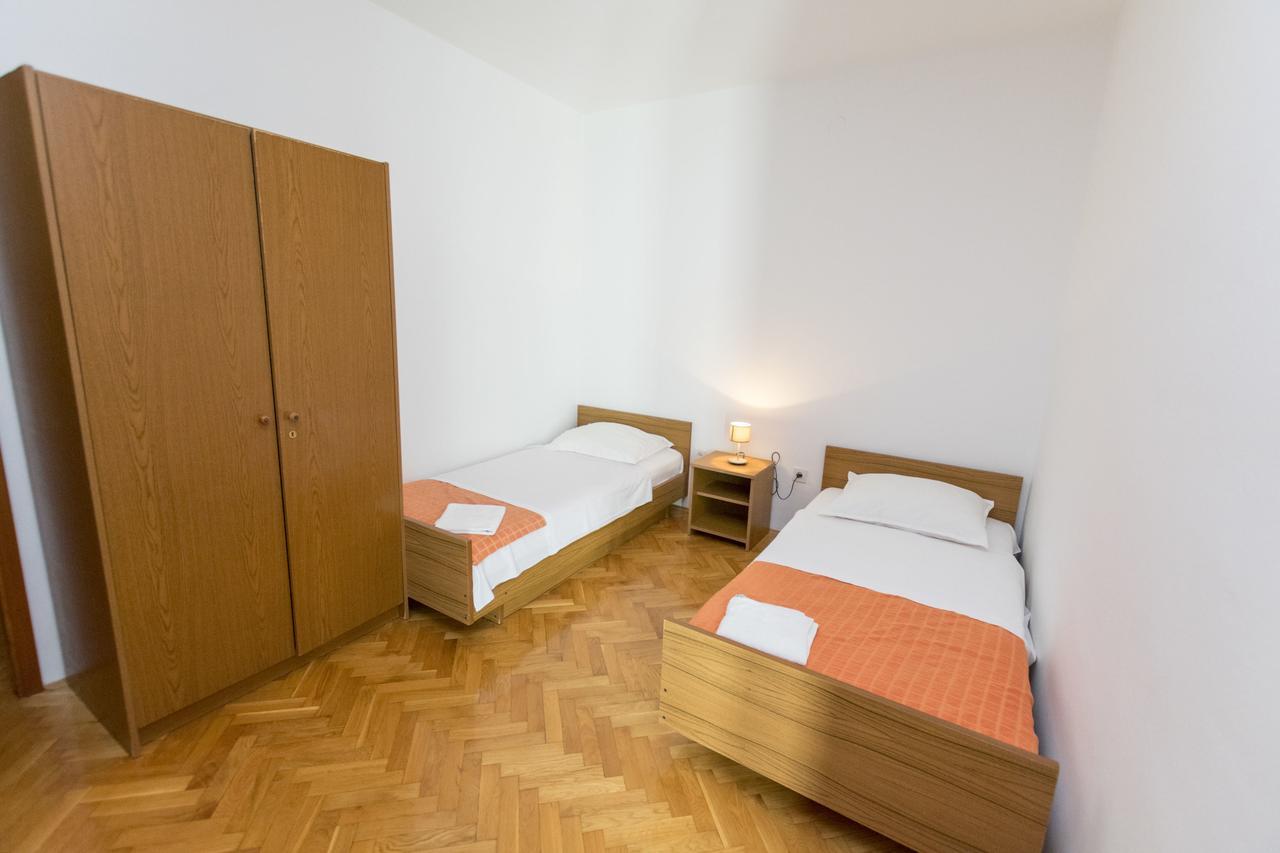 Apartments Jere Stipe Primošten Buitenkant foto